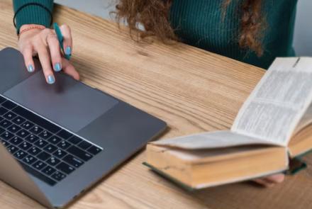 خدمات الترجمة